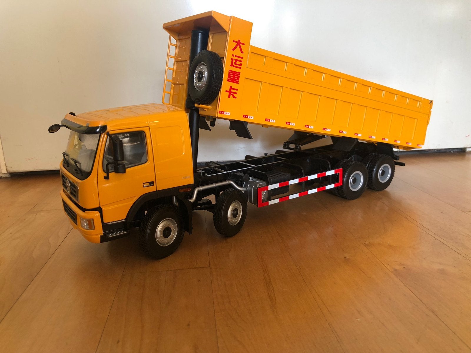 Chinese Volvo FM kipper 8x4, Ophalen of Verzenden, Nieuw, Bus of Vrachtwagen, Overige merken