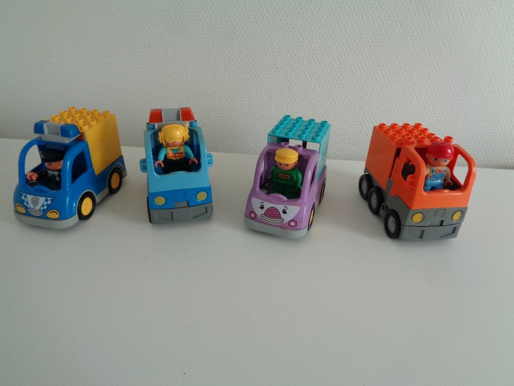 Duplo auto's met poppetje., Ophalen of Verzenden, Zo goed als nieuw, Duplo