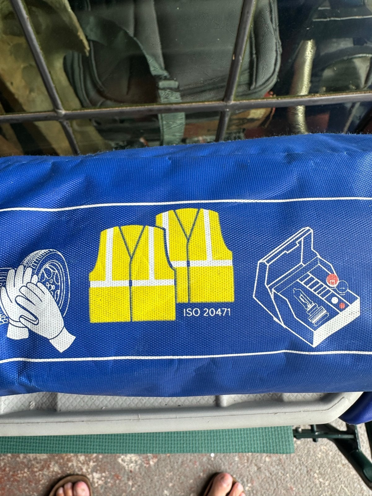 Hyundai Calamiteitenpakket - Veiligheid voor onderweg, Ophalen of Verzenden, Zo goed als nieuw
