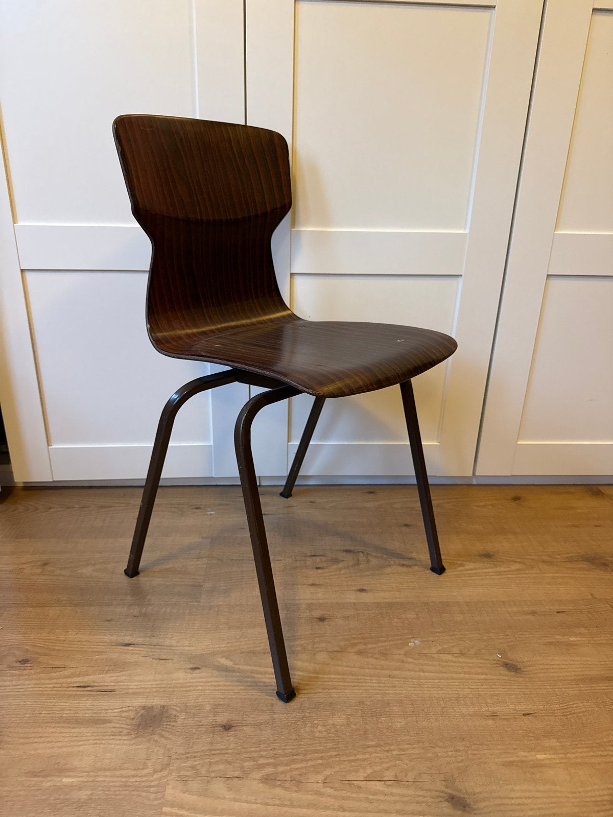 Vintage schoolstoel kleuterschool bruin, Ophalen