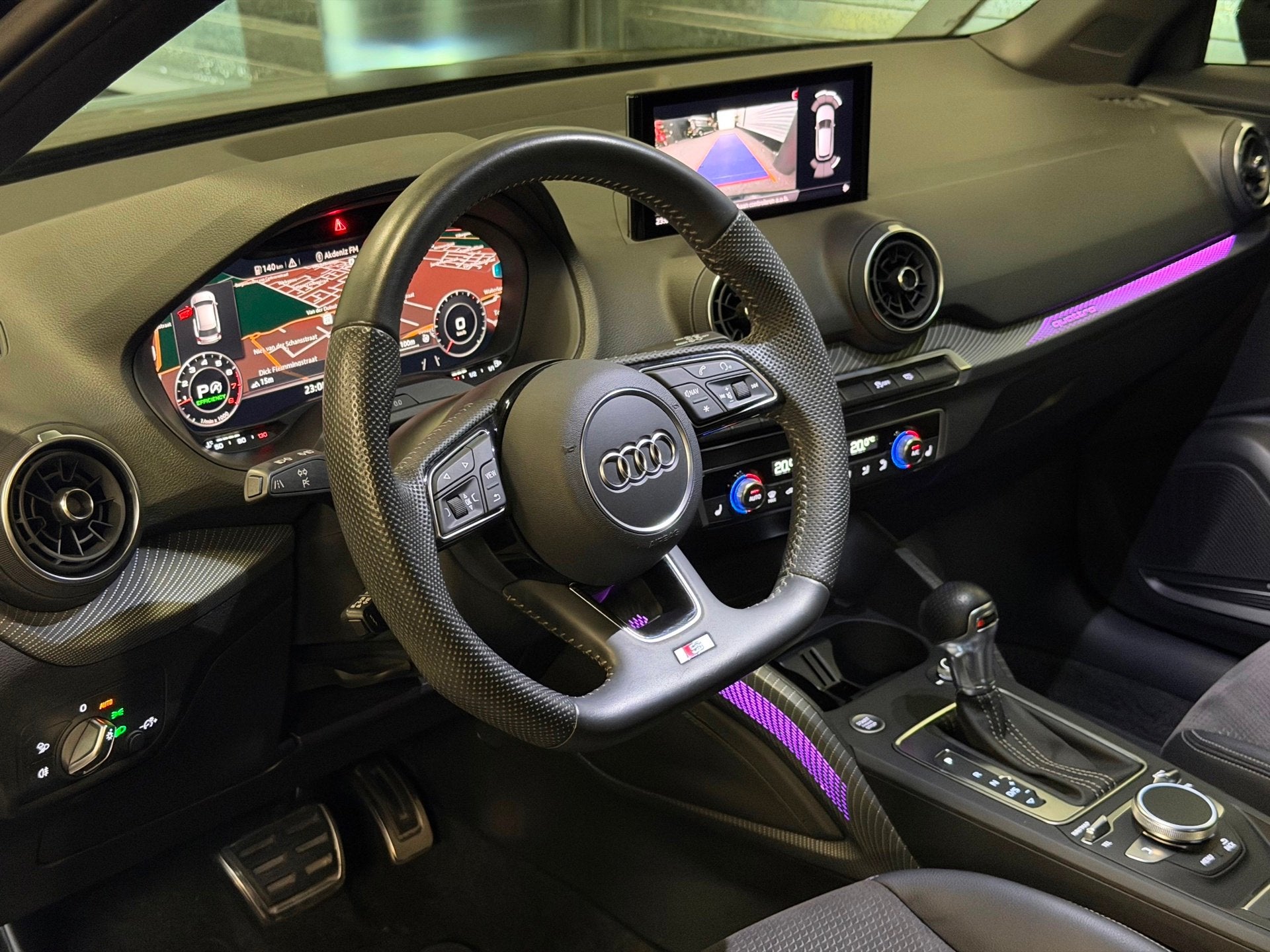 Audi Q2 40 TFSI quattro 3x S-Line S-TRONIC/VIRTUAL/PANO/LED/, Auto's, Automaat, Dealer onderhouden, 15 km/l, Gebruikt