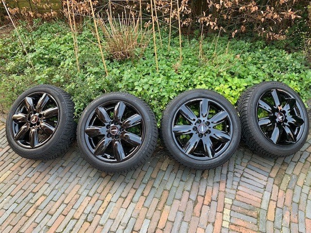 17 INCH ORIGINELE MINI F54 F55 F56 F57 WINTERSET, Ophalen, Gebruikt, Banden en Velgen, 17 inch