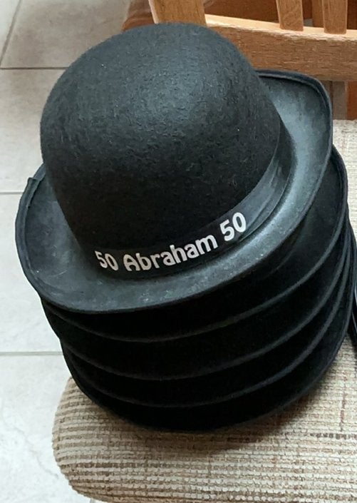 5 Abraham 50 jaar hoeden - Feestartikelen 🎩, Ophalen of Verzenden, Zo goed als nieuw, Feestartikel, Abraham of Sarah
