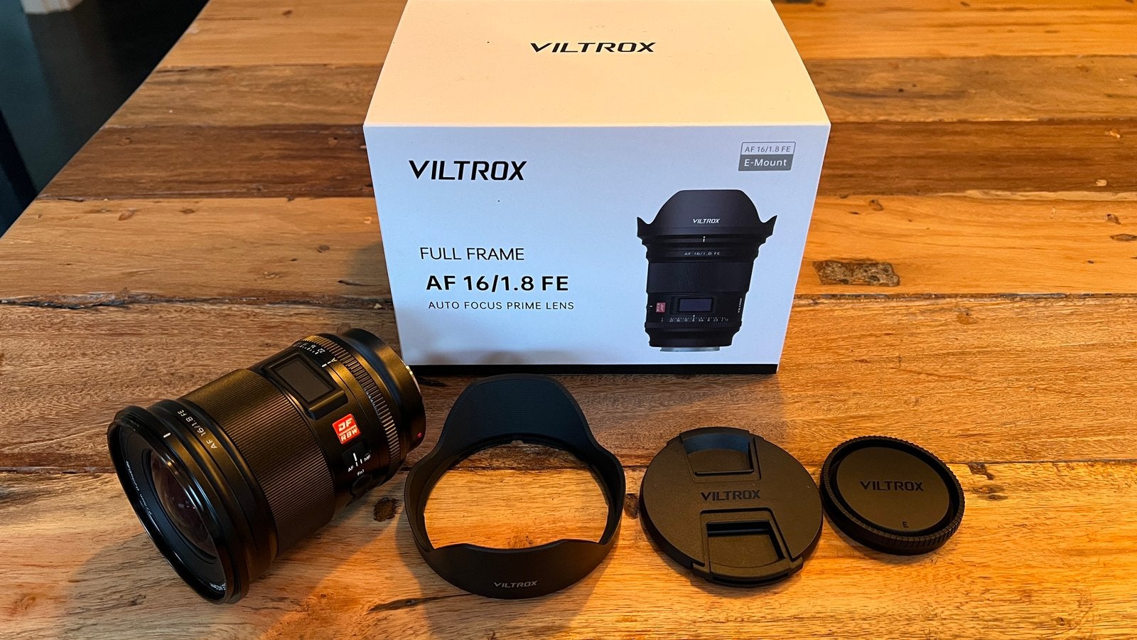 Viltrox AF 16mm F1.8 Sony e-mount| hoya UX II CPL filter, Ophalen, Zo goed als nieuw, Groothoeklens