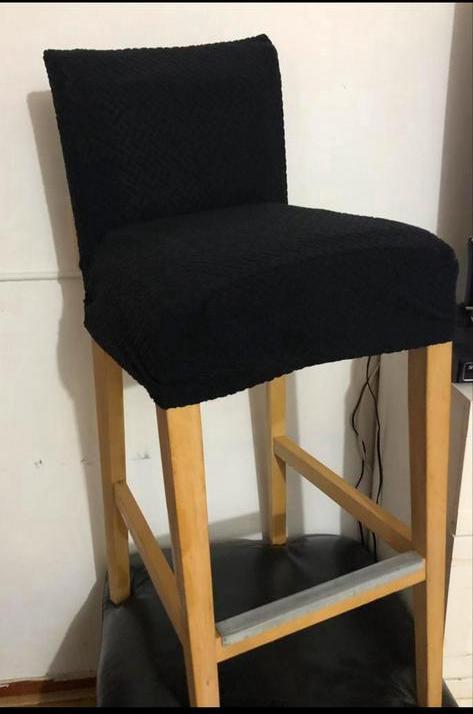 1 X Barkruk, Bergmund met rugleuning,Zwart, Huis en Inrichting, Barkrukken, 1 kruk, Ophalen, Zo goed als nieuw, Hout