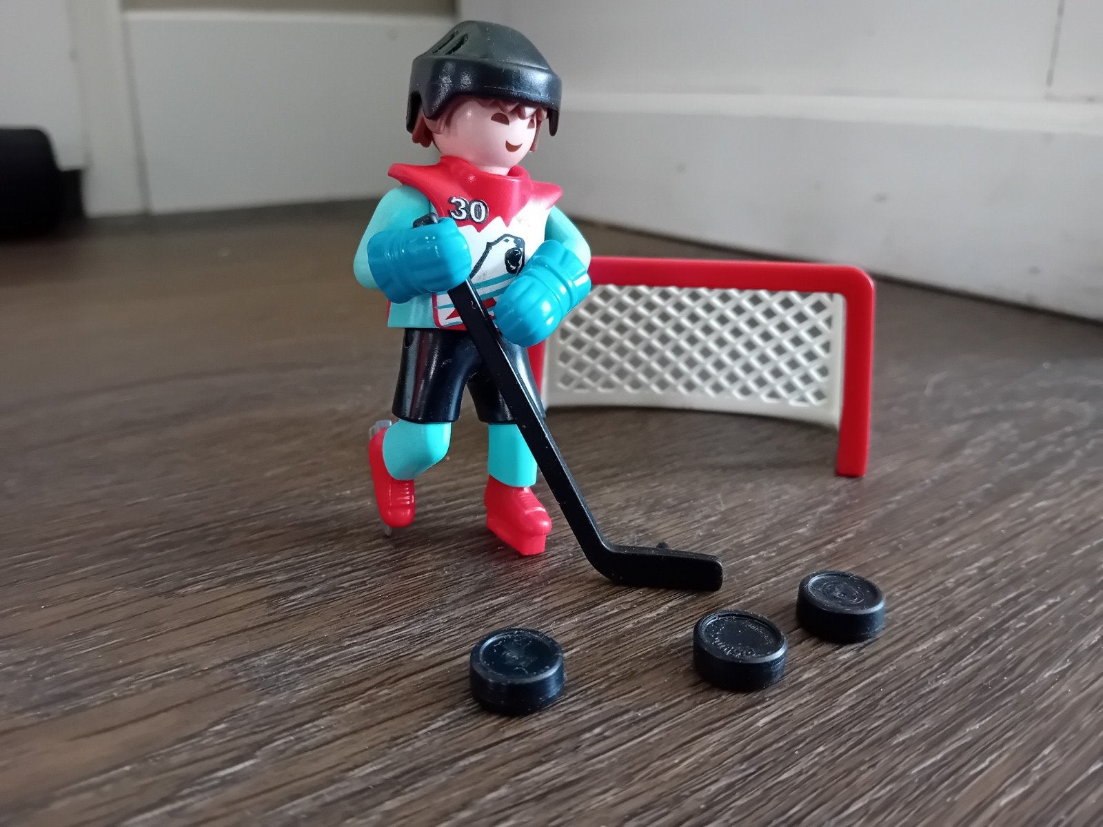 playmobil ijshockeyspeler 5383 playmobile, Kinderen en Baby's, Speelgoed | Playmobil, Ophalen of Verzenden
