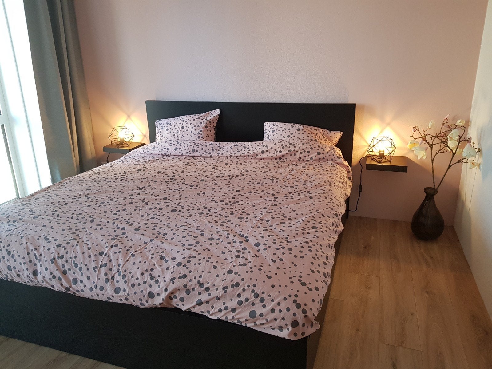 2 persoons bed (180x200) 4 lades, 2 matrassen en topmatras, Ophalen, Zo goed als nieuw, Tweepersoons