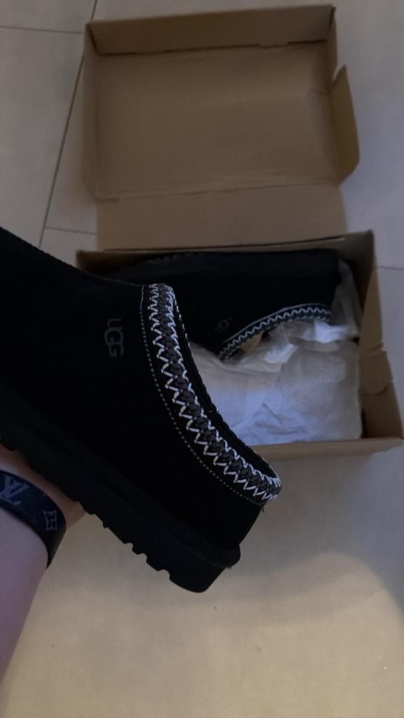 Ugg sloffen, Kleding | Dames, Schoenen, Zwart, Nieuw, Ophalen of Verzenden, Pantoffels of Sloffen