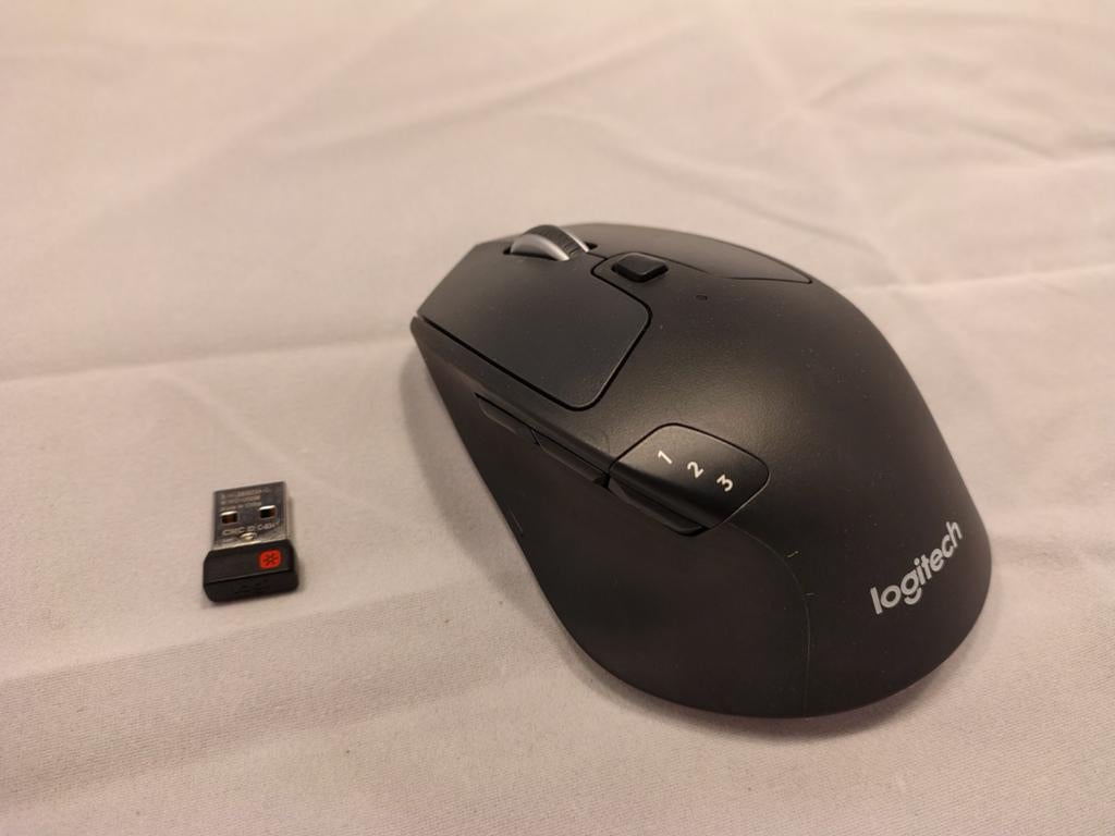 Logitech M720 Triathlon Draadloze Muis Bluetooth & Unifying, Computers en Software, Muizen, Muis, Gebruikt, Logitech, Ophalen of Verzenden