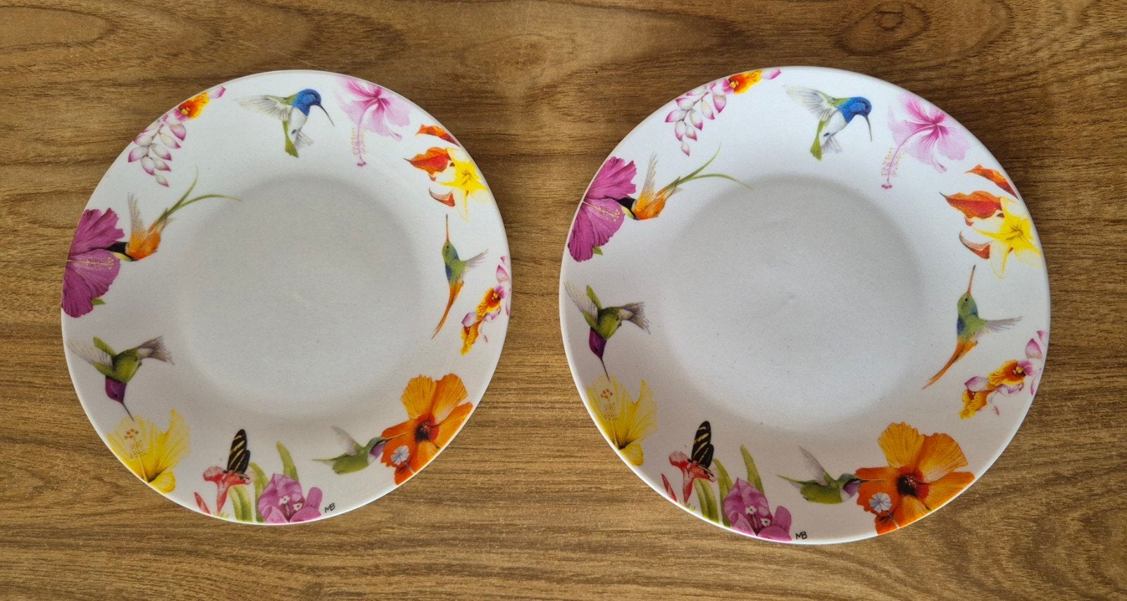2 Marjolein Bastin borden Hummingbirds, Huis en Inrichting, Keuken | Servies, Ophalen of Verzenden, Gebruikt, Porselein, Bord(en)