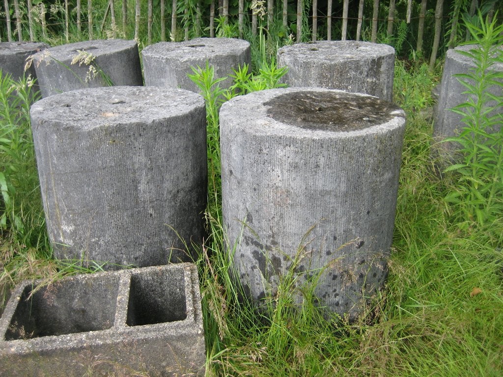 mooie oude arduinen sokkels, Ophalen, Gebruikt