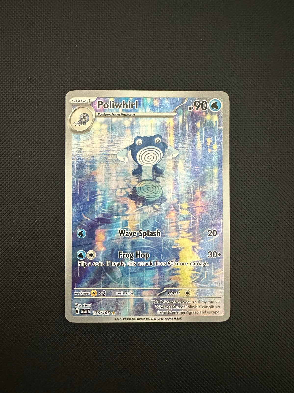 Poliwhirl MEW 176/165 - Pokémon 151 (Engels), Ophalen of Verzenden, Zo goed als nieuw, Losse kaart, Foil