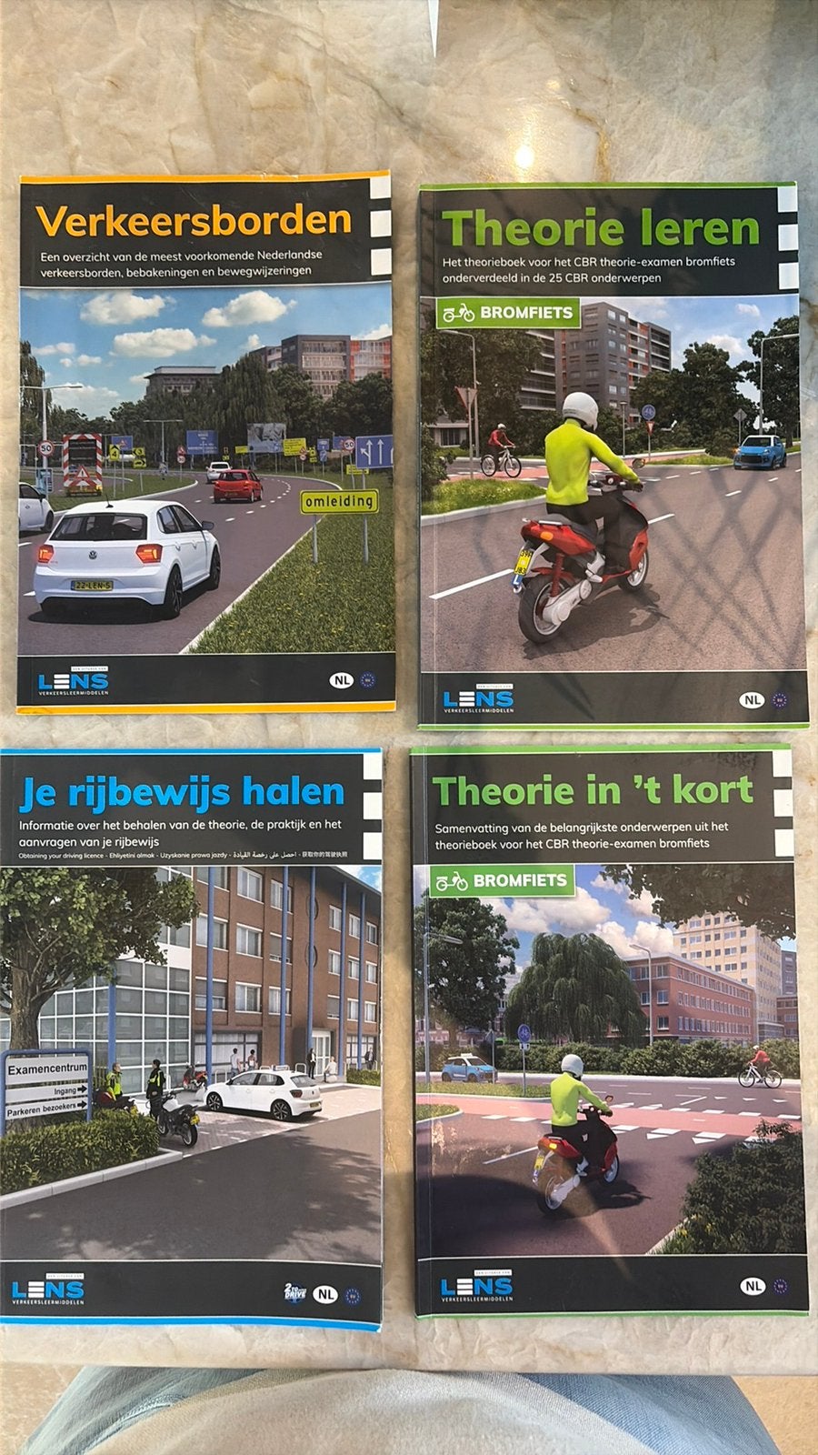 P. Somers - Theorie in 't kort bromfiets, Ophalen of Verzenden, Zo goed als nieuw, P. Somers; S. Greving, Nederlands