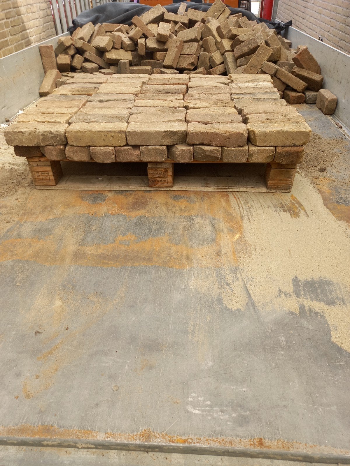 Waalformaat, Ophalen, Beton, Klinkers