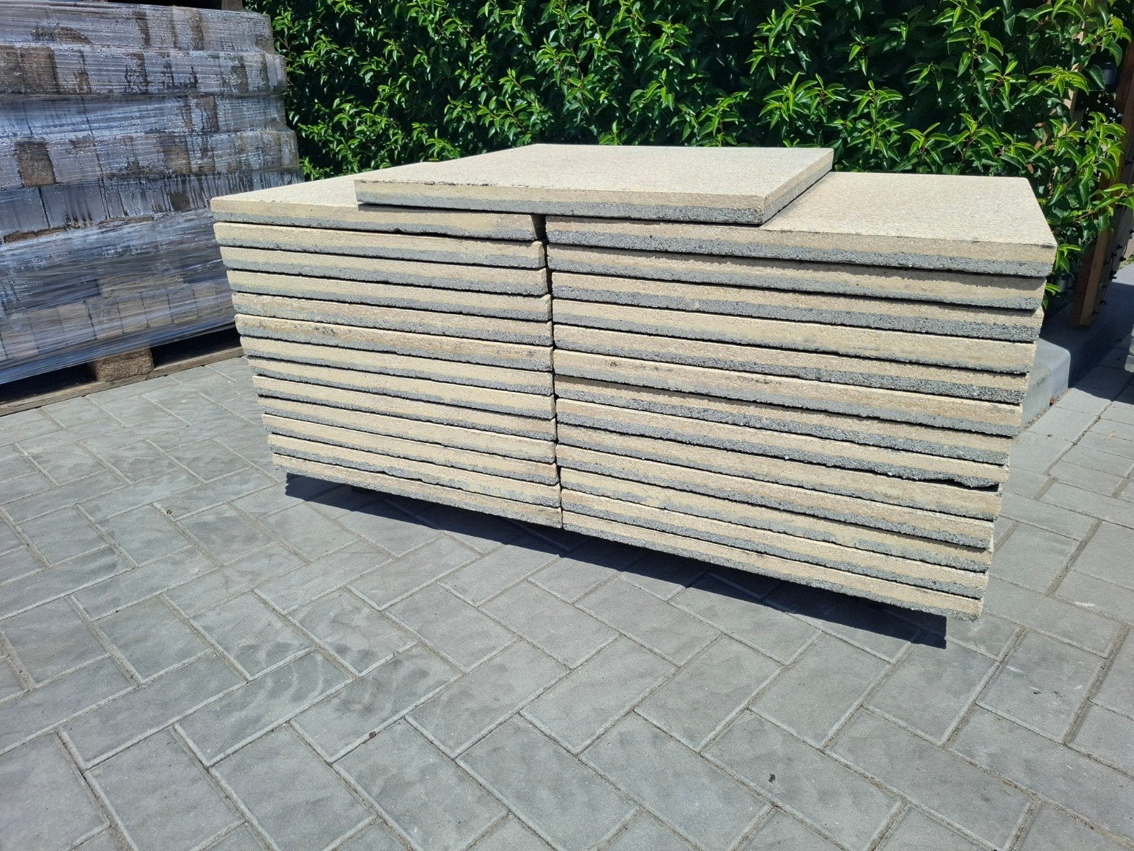 9,5m² 60x60 terrastegels, laden met heftruck mogelijk, Tuin en Terras, Tegels en Klinkers, Ophalen, Gebruikt, Overige materialen