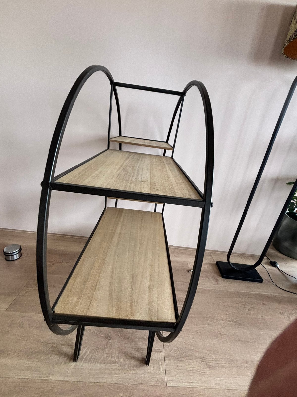 Leuke, open, ronde kast, Ophalen, Zo goed als nieuw