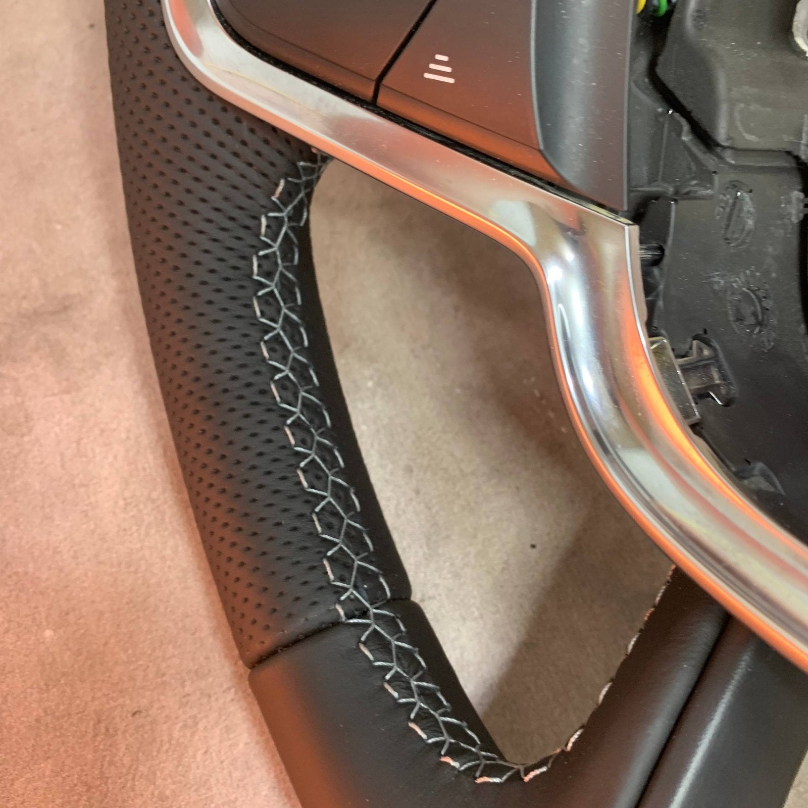 Stuur Stuurwiel Volvo xc40 Verwarming NIEUW LEER, Nieuw, Ophalen of Verzenden, Volvo