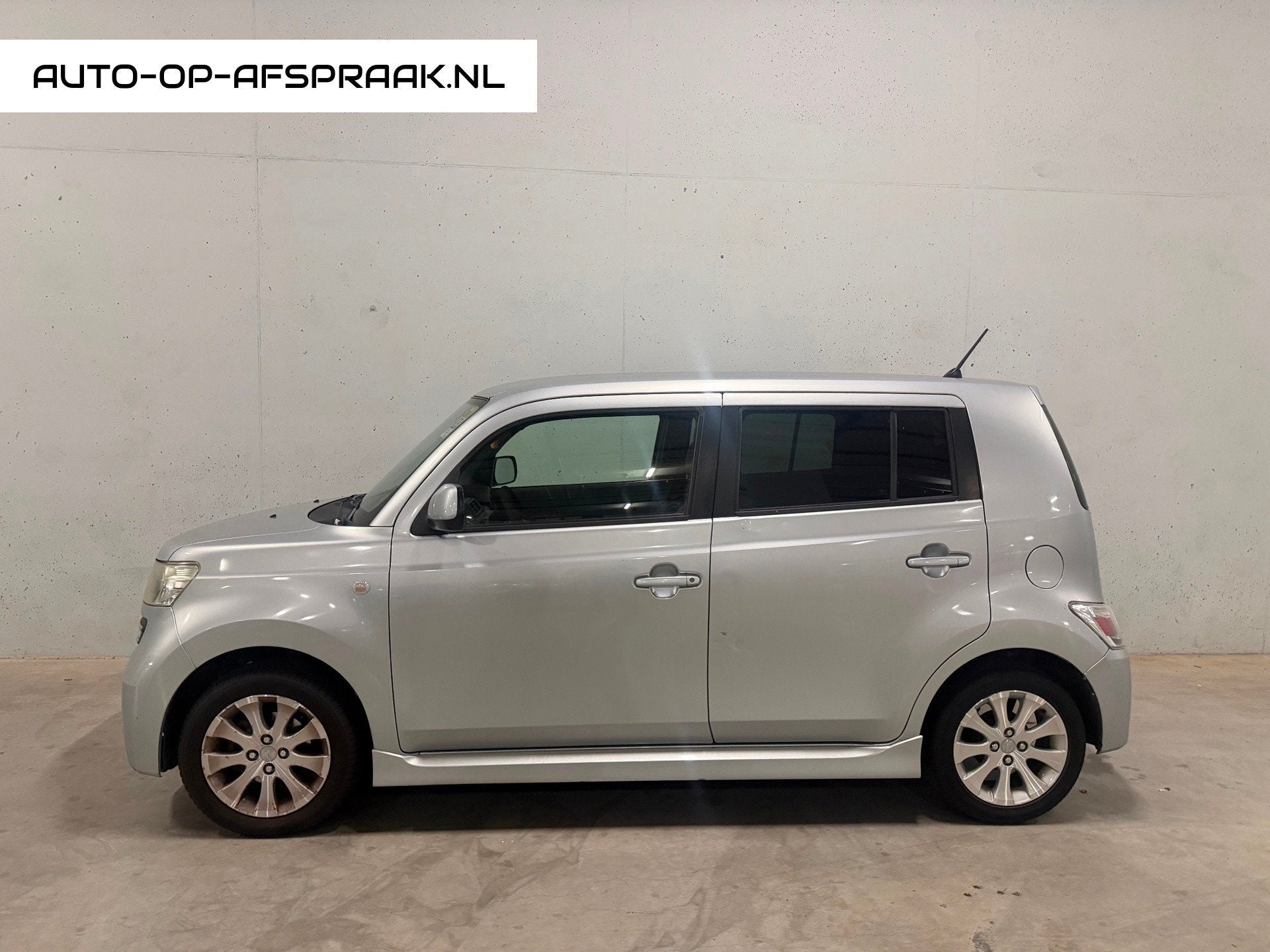 Daihatsu MATERIA 1.3 Rythm 5drs. Airco Navi Camera APK 2027, Auto's, Voorwielaandrijving, Dealer onderhouden, Gebruikt, 4 cilinders
