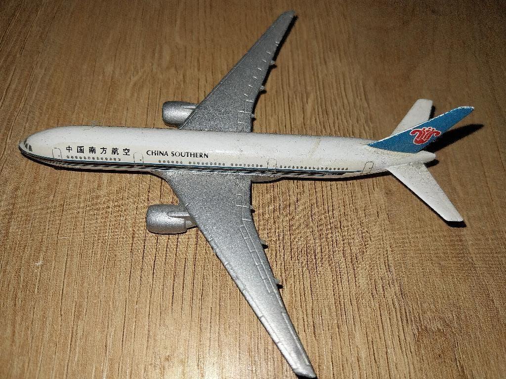 China Southern Airlines Boeing 777-200 1/600 schaalmodel, Verzamelen, Ophalen of Verzenden, Gebruikt, Schaalmodel