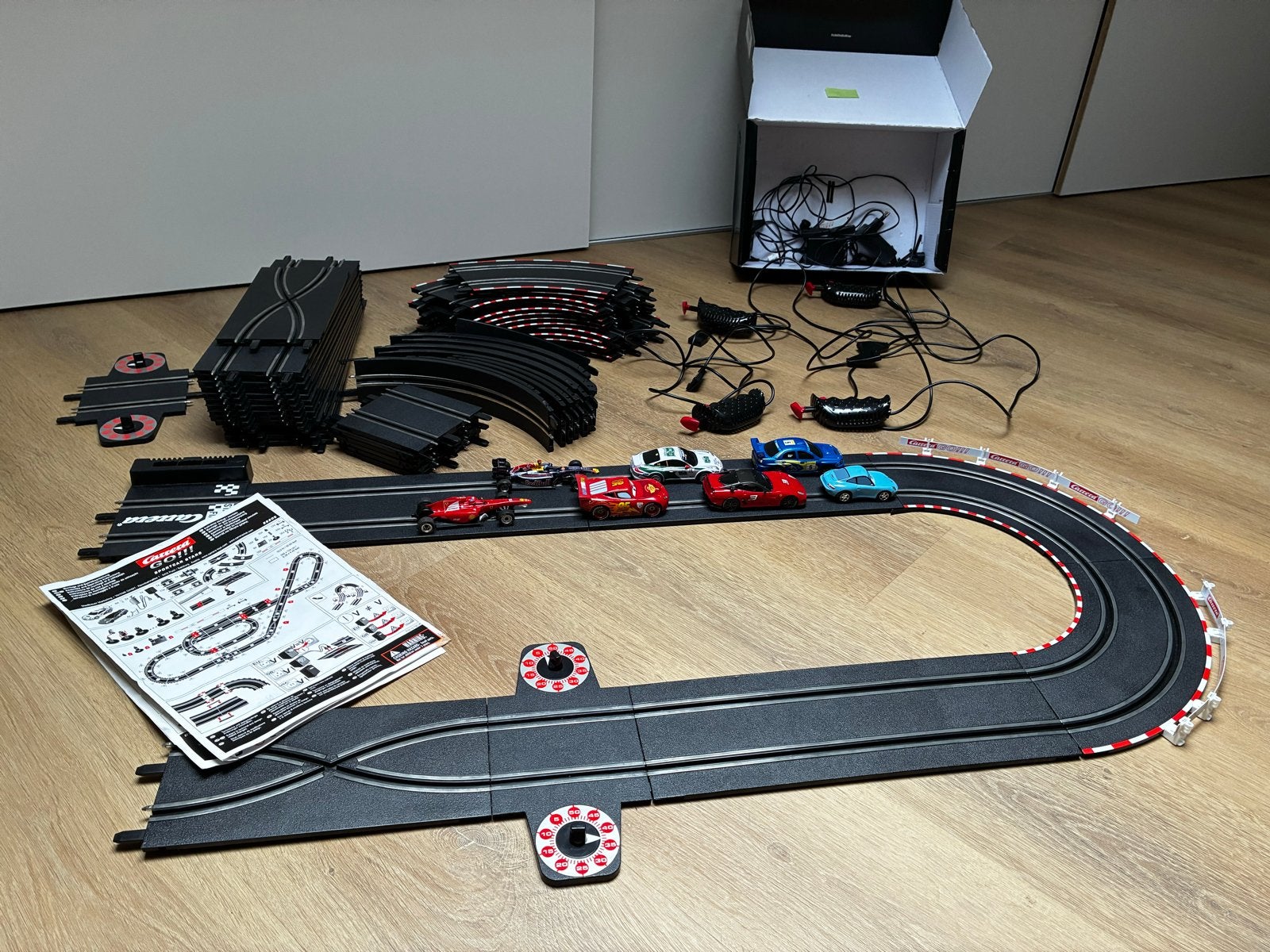 Carrera Racebaan met diverse auto's en instructieboekjes, Ophalen, Zelf te bouwen, Carrera, Elektrisch
