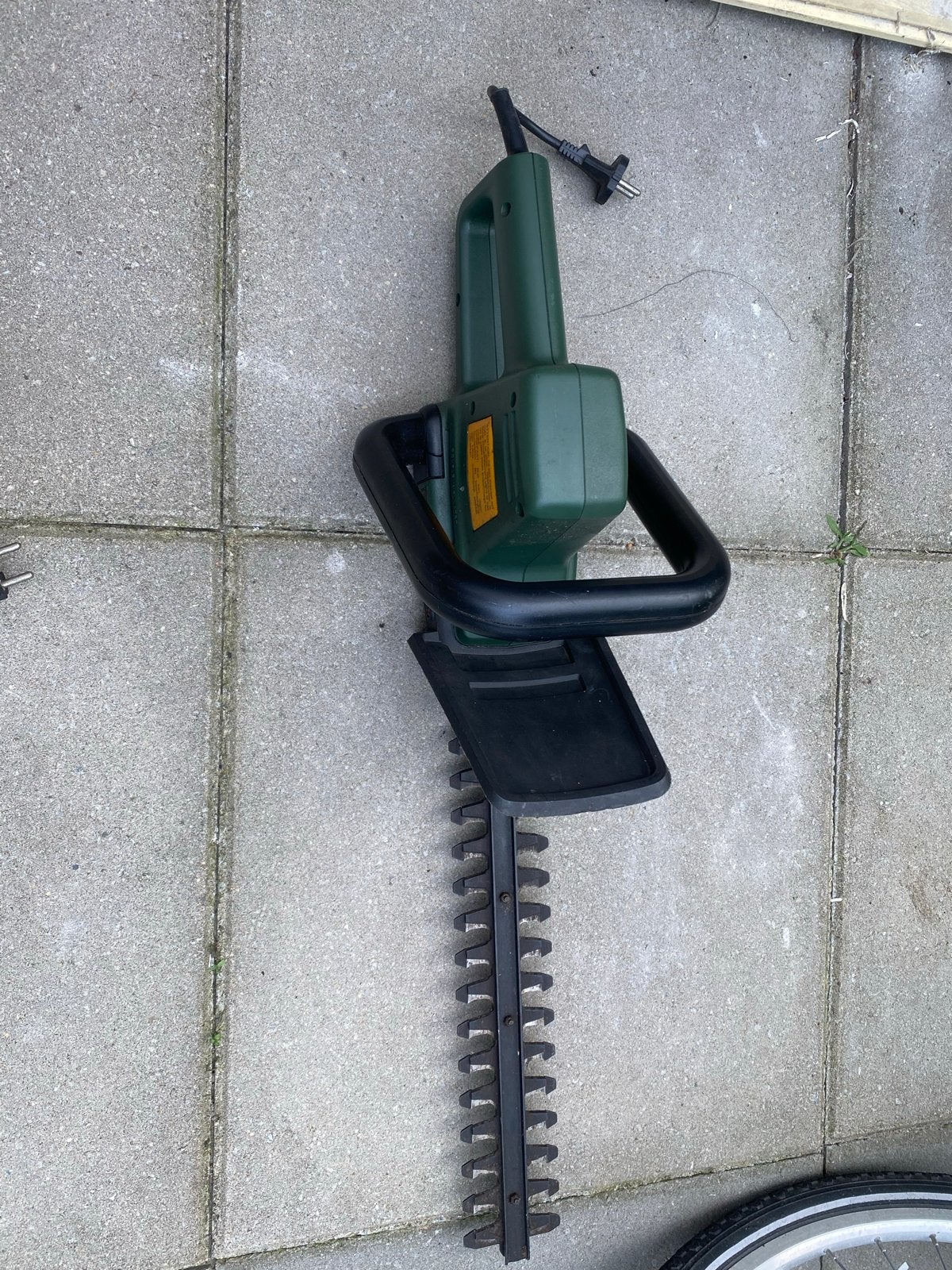 Black & Decker GT 221 heggenschaar 40cm, Ophalen, Gebruikt, Elektrisch