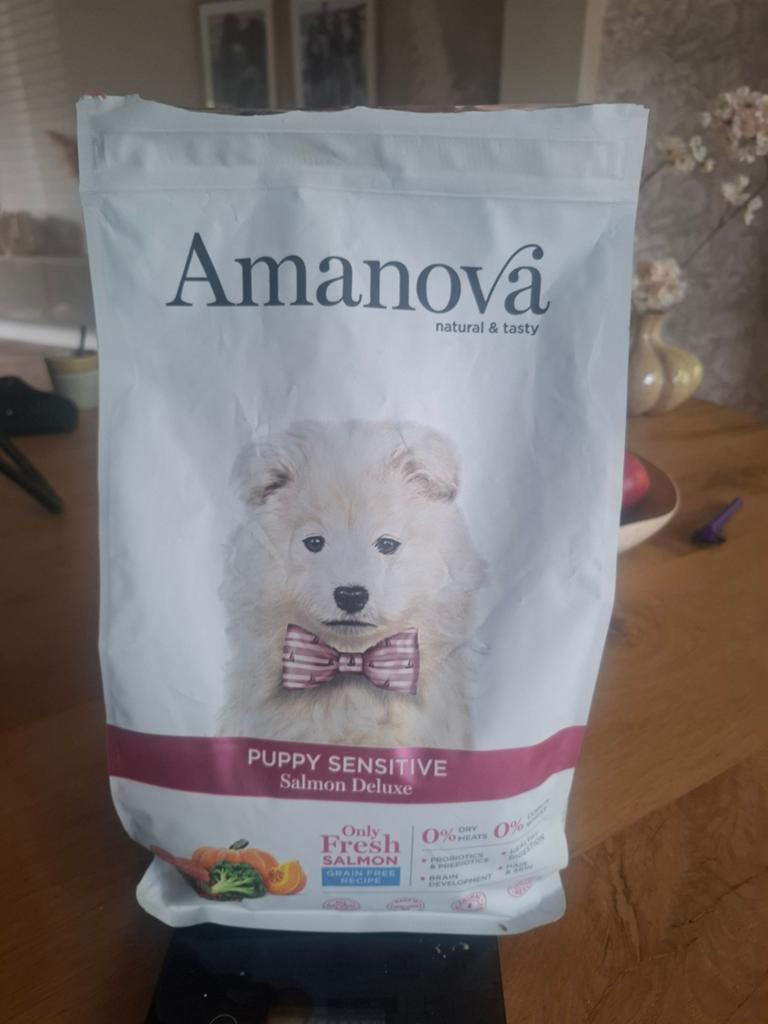 Amanova puppy salmon de luxe, Dieren en Toebehoren, Ophalen of Verzenden, Hond