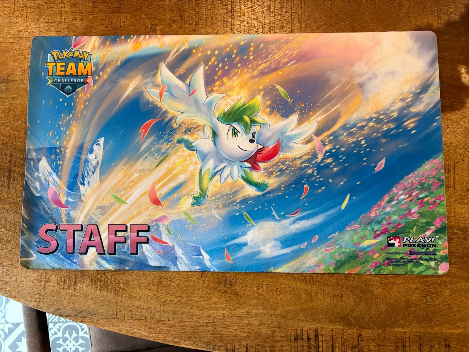 Pokémon Team Challenge Staff Playmat Shaymin, Ophalen of Verzenden, Zo goed als nieuw, Overige typen