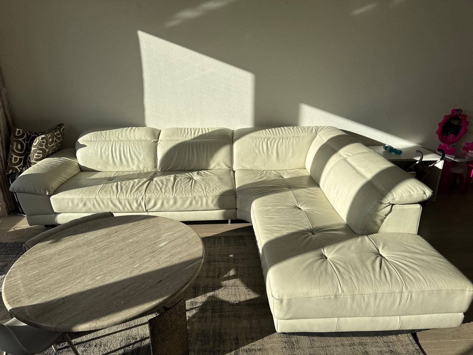Natuzzi Lederen Hoekbank - 280x230 cm, Ophalen, 250 tot 300 cm, Gebruikt, 100 tot 125 cm