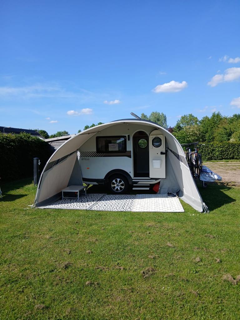 T@b 320 Off Road 2019 met Isabella luifel en fietsendrager, Caravans en Kamperen, Particulier