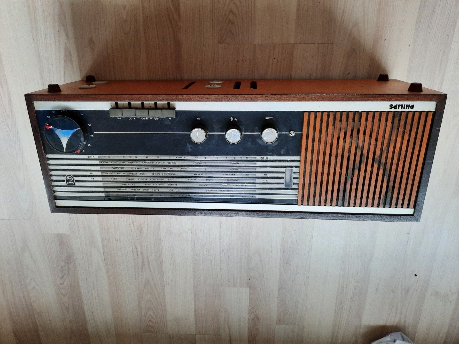 Philips radio, Ophalen
