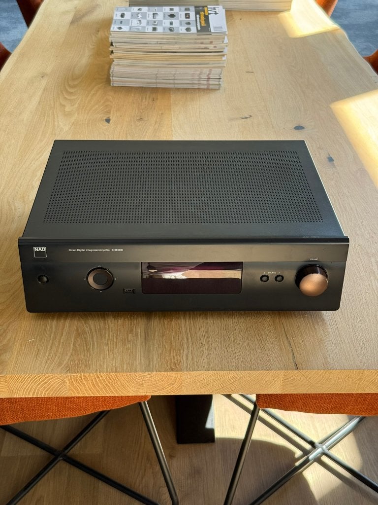 NAD C390DD Direct Digital Versterker – Topklasse Geluid, Overige merken, Ophalen of Verzenden, Zo goed als nieuw, 120 watt of meer