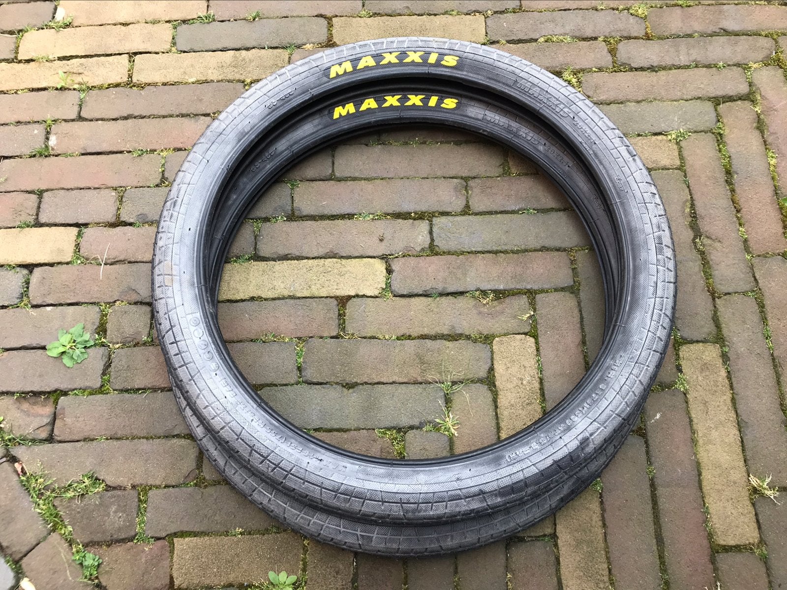 BMX crossfiets kinderfiets 20 inch banden voor €15 per paar, Fietsen en Brommers, Band, Ophalen of Verzenden, Gebruikt, BMX