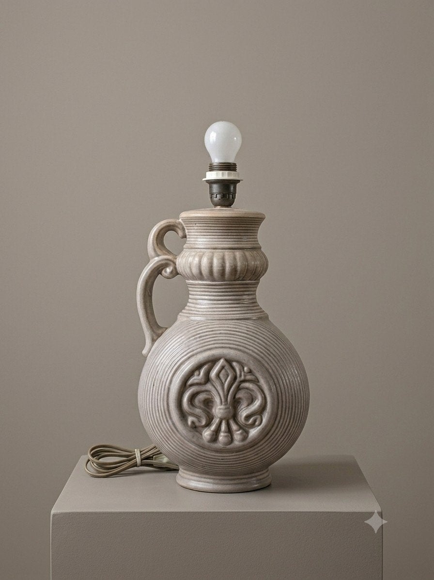 Grote West Germany lamp met Franse Lelie decoratie, Ophalen