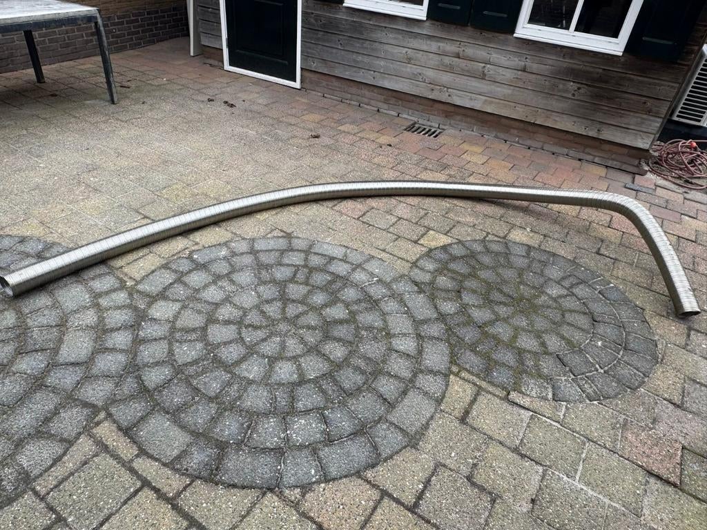Rvs flexibele kachelbuis, Huis en Inrichting, Kachels, Ophalen