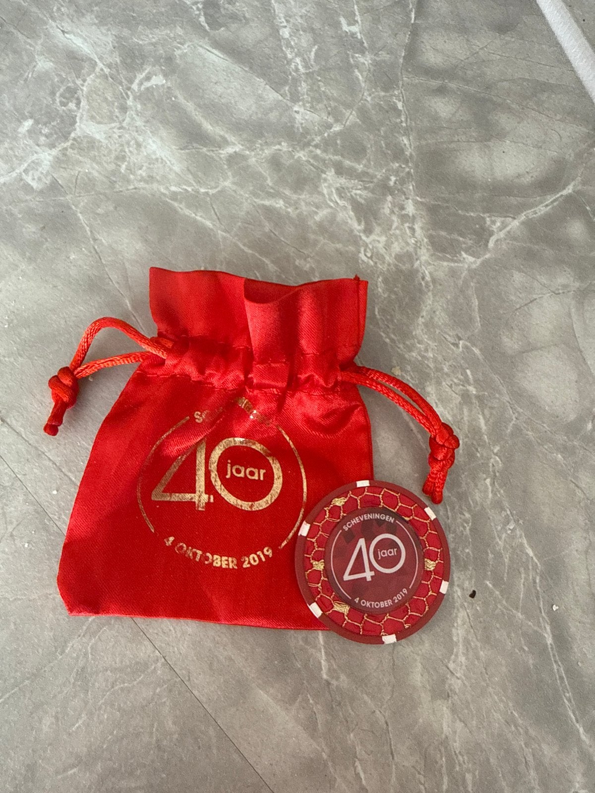 Holland Casino Scheveningen 40 jaar Jubileum Chip, Verzamelen, Ophalen of Verzenden, Zo goed als nieuw