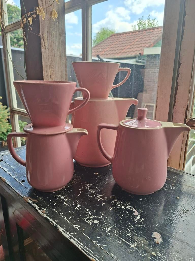 Vintage roze melitta koffiepotten en filterhouders set, Ophalen of Verzenden