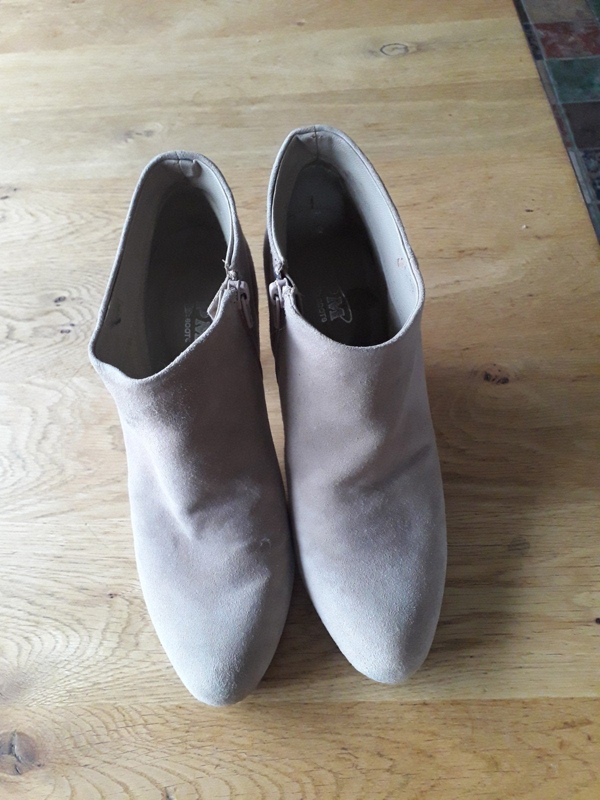 SPM laarsjes mt 40, Kleding | Dames, Schoenen, Zo goed als nieuw, Lage of Enkellaarzen, Beige, Ophalen of Verzenden
