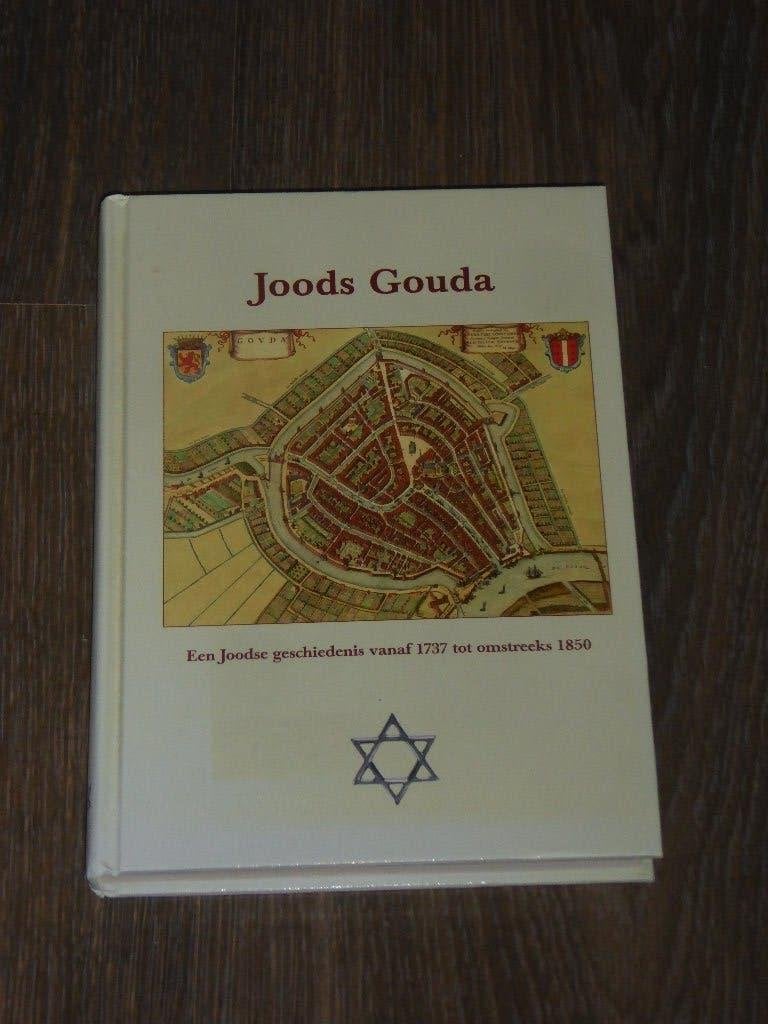 Tom Verwaijen - Joods Gouda, Ophalen of Verzenden, Zo goed als nieuw, Tom Verwaijen