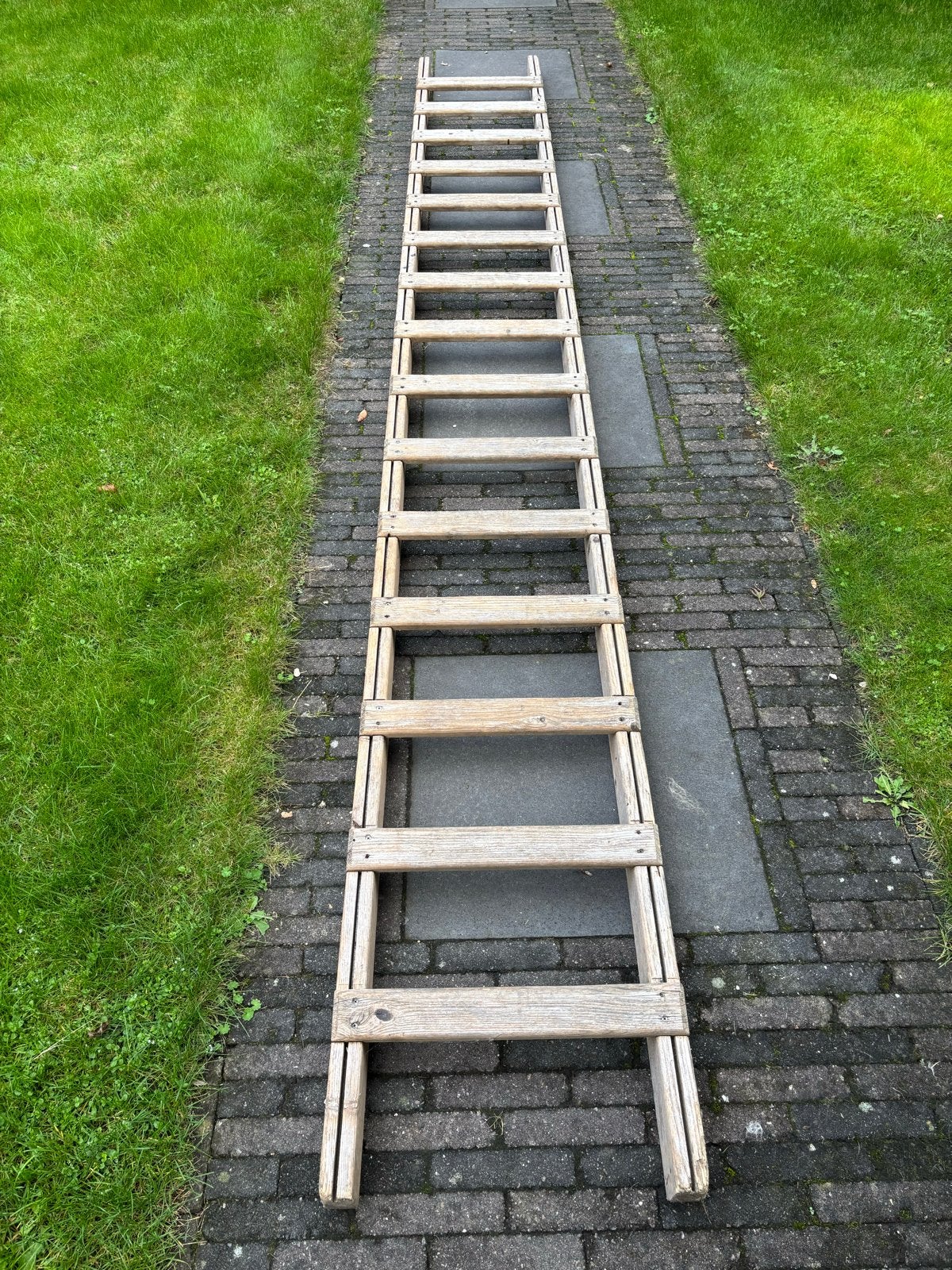 Houten bouwladder 4m20 15 spots, Ophalen, Gebruikt, Ladder, 4 meter of meer