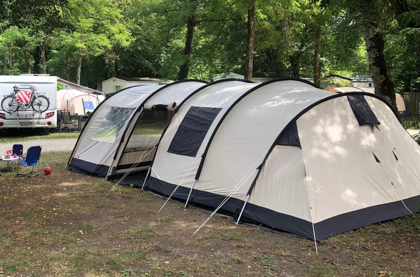Obelink familia 6 incl enkele kampeerspullen, Caravans en Kamperen, Tenten, Ophalen, Gebruikt, Tot en met 6