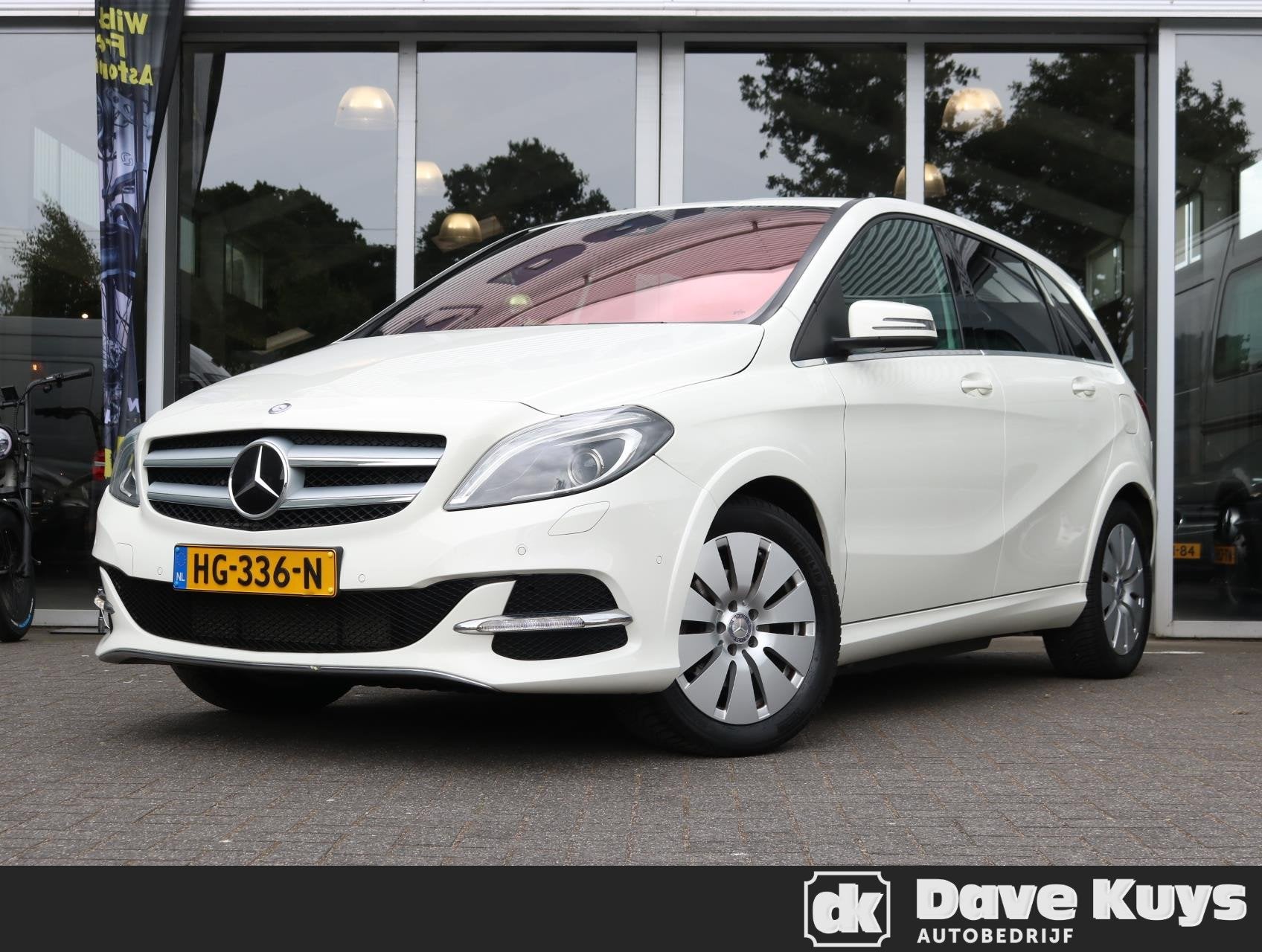 Mercedes-Benz B-Klasse 250 e Lease Edition 28 kWh, Auto's, 12 maanden, Stof, Gebruikt, 179 pk