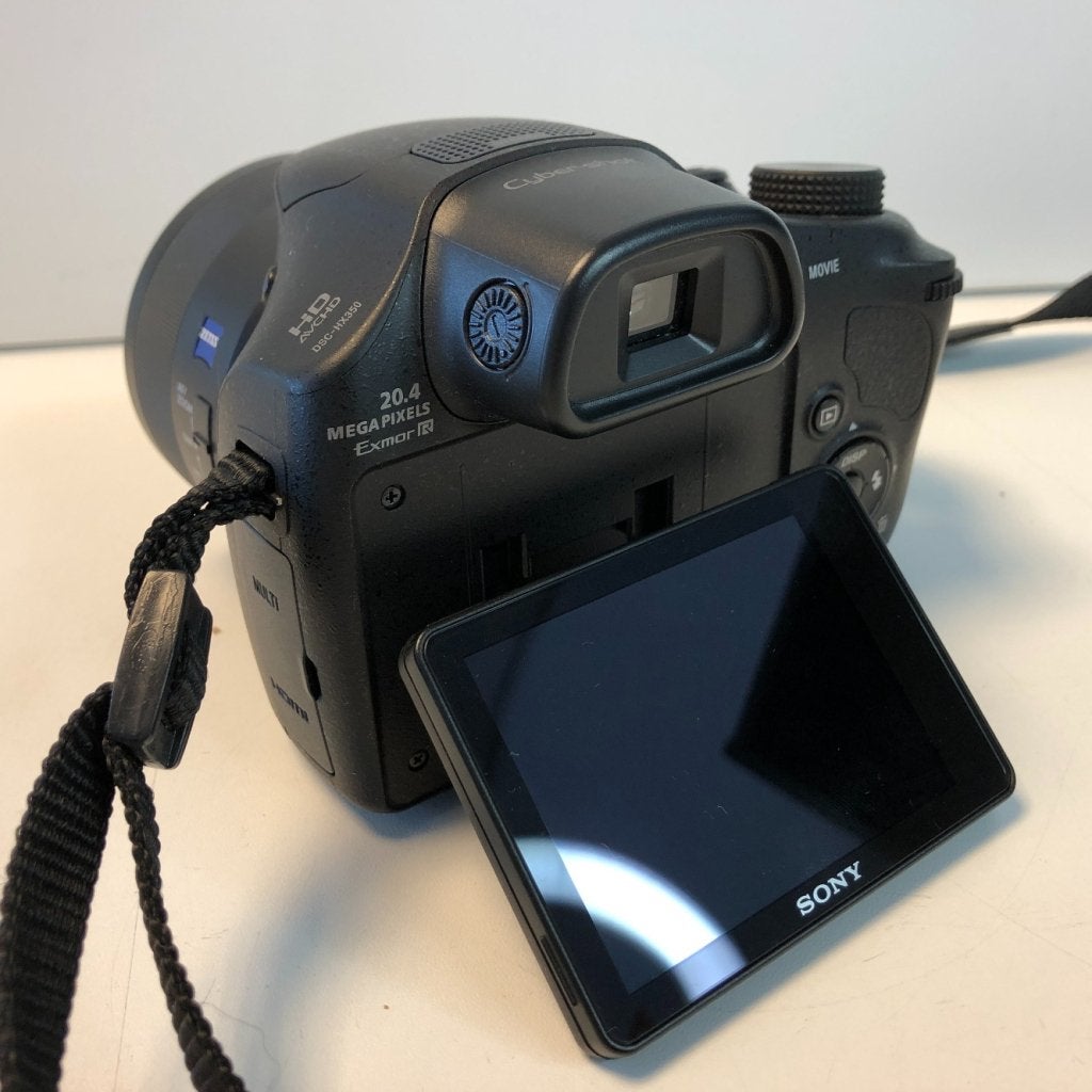 Sony Cyber-shot DSC-HX350 | Nette Staat, Audio, Tv en Foto, Sony, Zo goed als nieuw, Support@sony.com, 1-7-1 Konan, Minato-ku
Tokyo 108-0075
Japan
