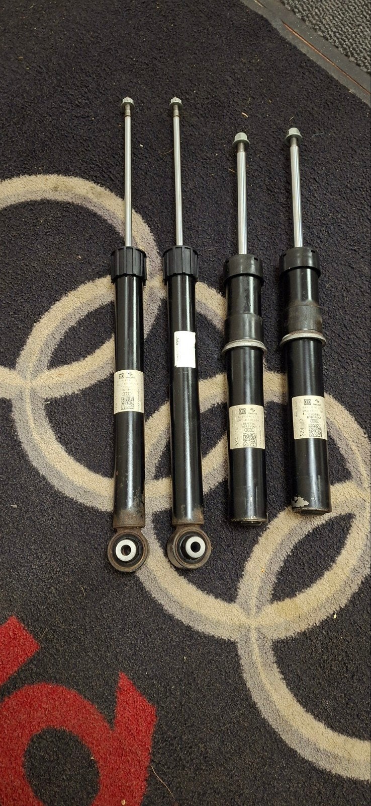 Set van 4 Audi schokdempers - Gebruikt, Ophalen of Verzenden, Gebruikt, Audi