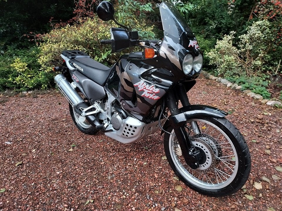 Honda XRV 750 Africa Twin Bj`1997 Zwart met MAAR 42 Dkm., 750 cc, 2 cilinders, Occasion, Motorrijbewijs A