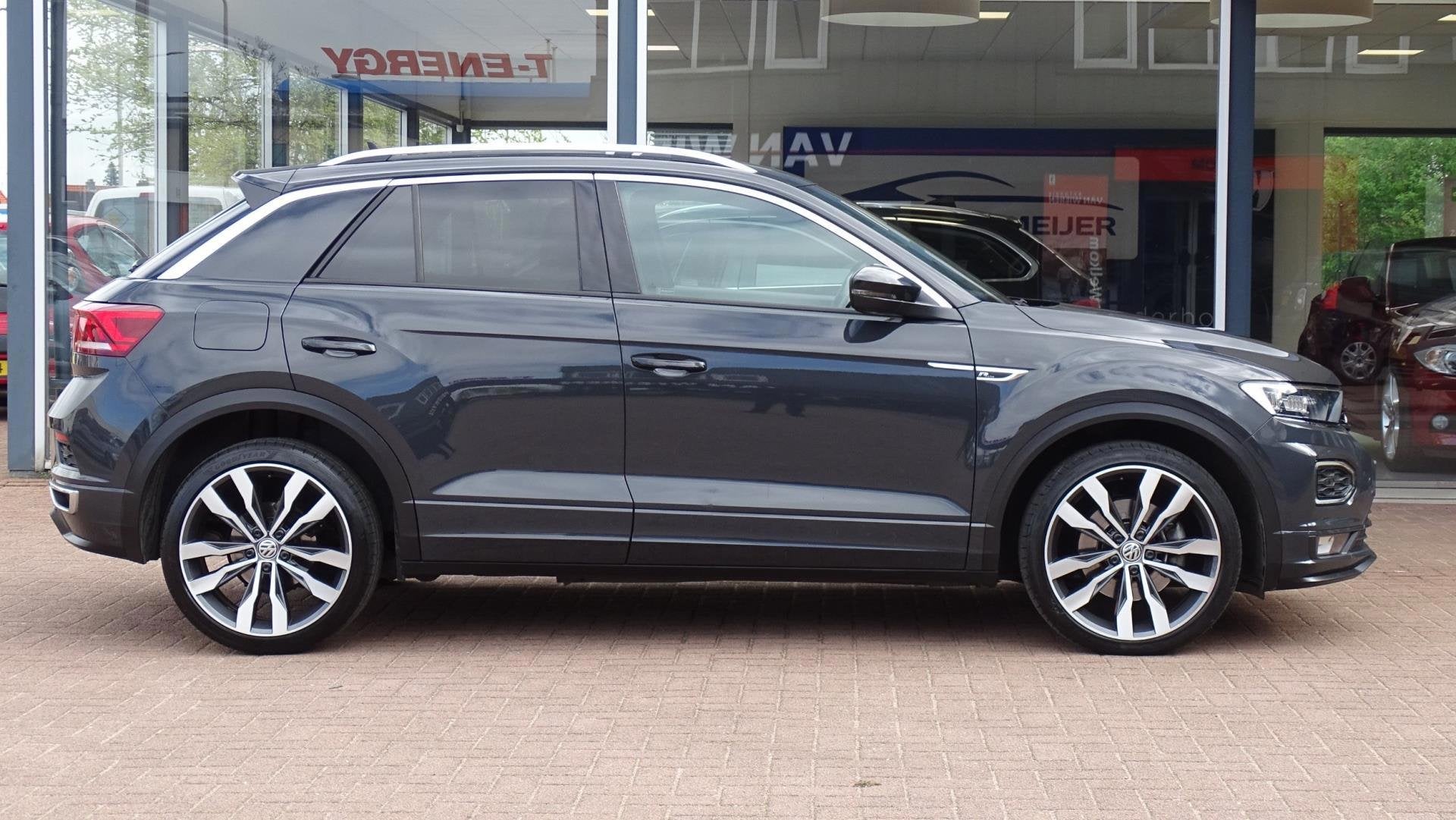 Volkswagen T-Roc 1.5 TSI R-Line | Automaat | Airco | Vol opt, Auto's, Volkswagen, Automatische klimaatregeling, Euro 6, 4 cilinders