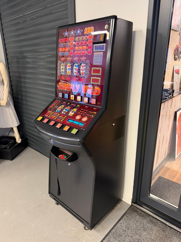 Prachtige gokkast Simply Wild servicebeurt gehad, Verzamelen, Automaten | Gokkasten en Fruitautomaten, Euro, Ophalen, Zo goed als nieuw