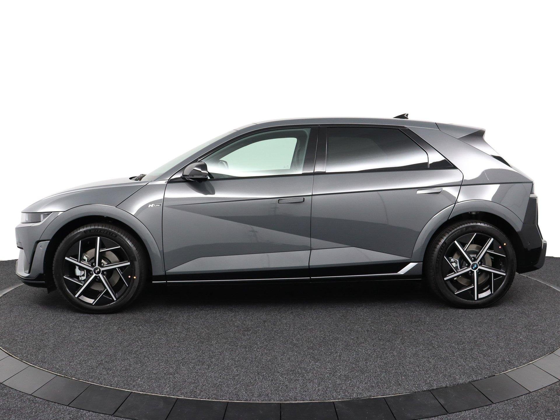 Hyundai IONIQ 5 Long Range N Line Vis 84 kWh | Uit Voorraad, Auto's, Achterwielaandrijving, Zwart, IONIQ 5, Nieuw