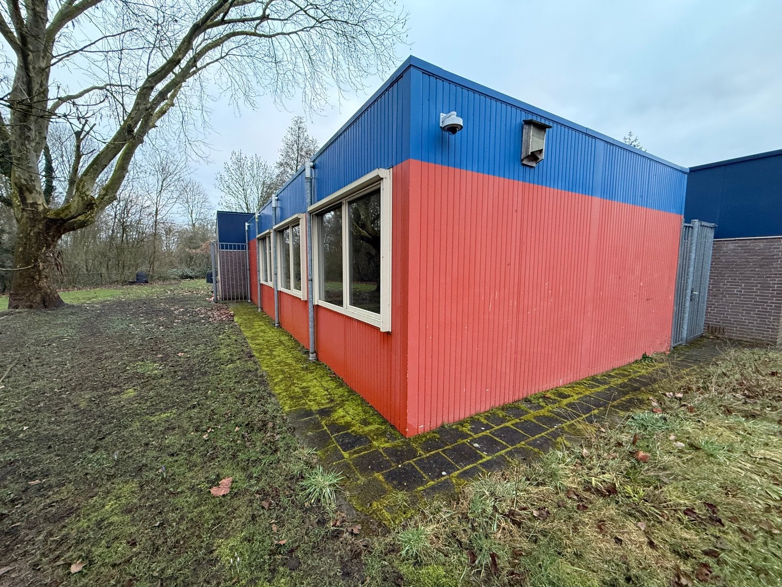 Noodlokaal, noodunit, noodgebouw, Ophalen, Gebruikt