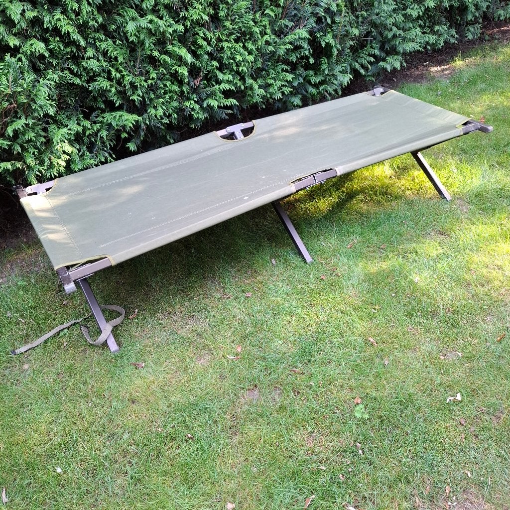 veldbed defensie, Ophalen, Zo goed als nieuw