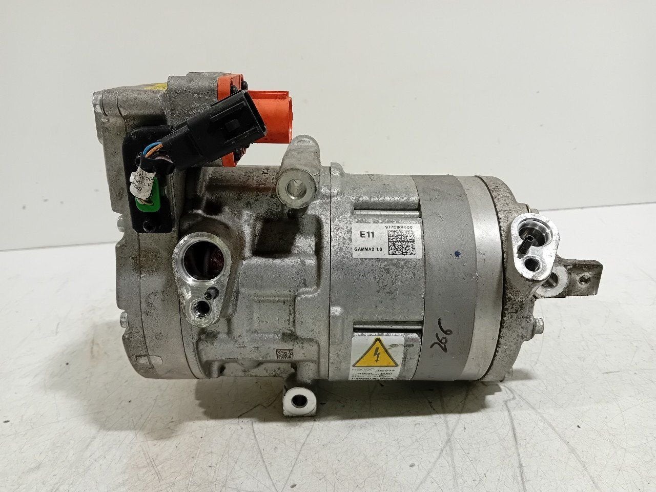 Airco pomp Hyundai Santa Fe, Onderdelen@venauto.nl, Van der Ven Autorecycling B.V., Gebruikt, Ettenseweg 76, 4706 PB Roosendaal, The Netherlands